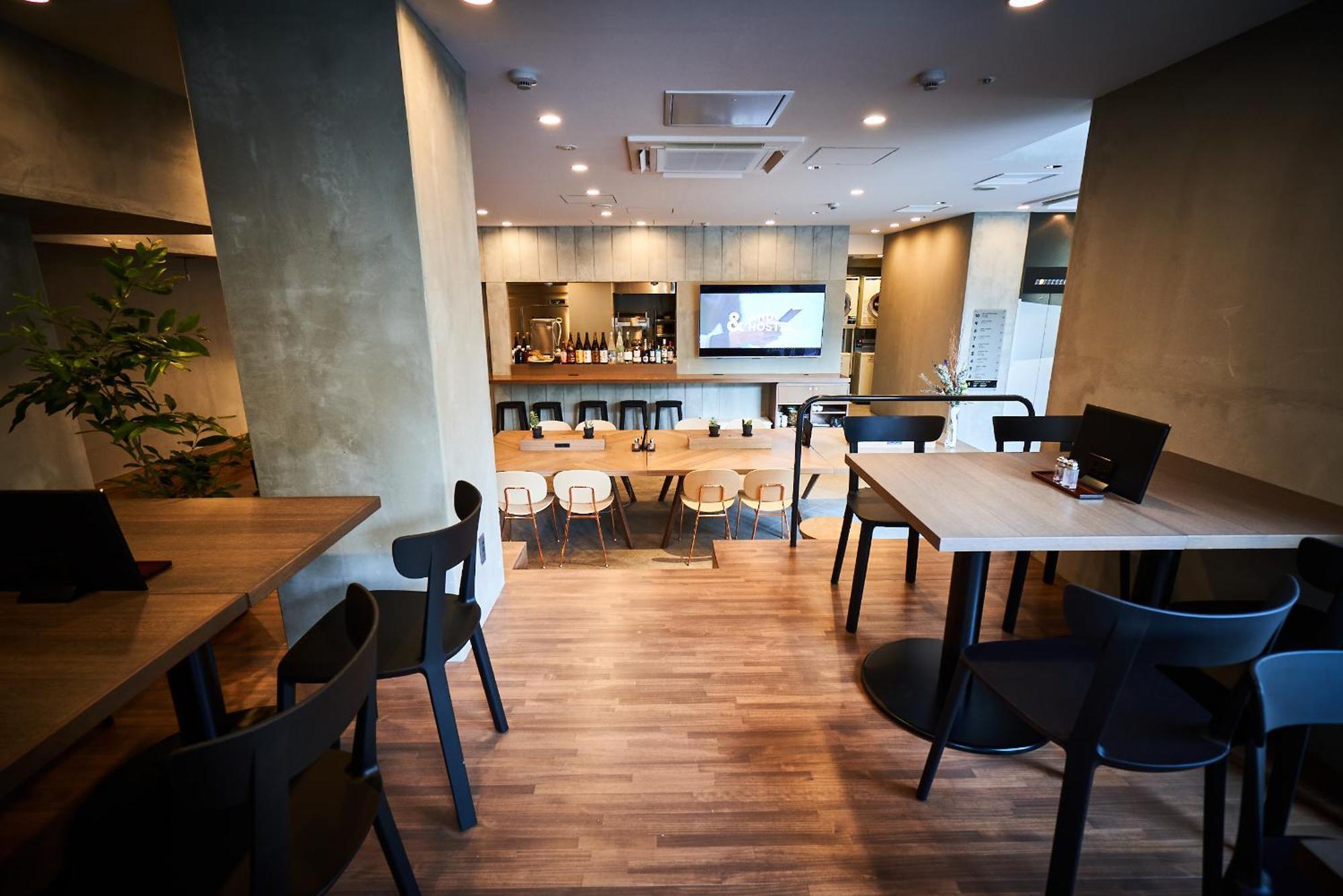 &And Hostel Hommachi East Ōsaka Exterior foto